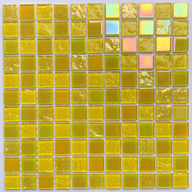 Azulejos de mosaicos iridiscentes de vidrio amarillo colorido para cocina